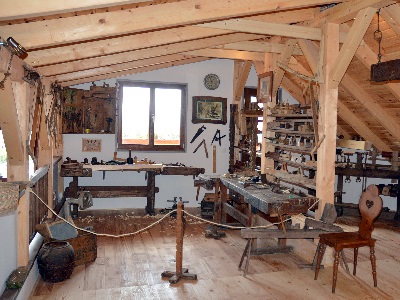 Zbirka starega orodja